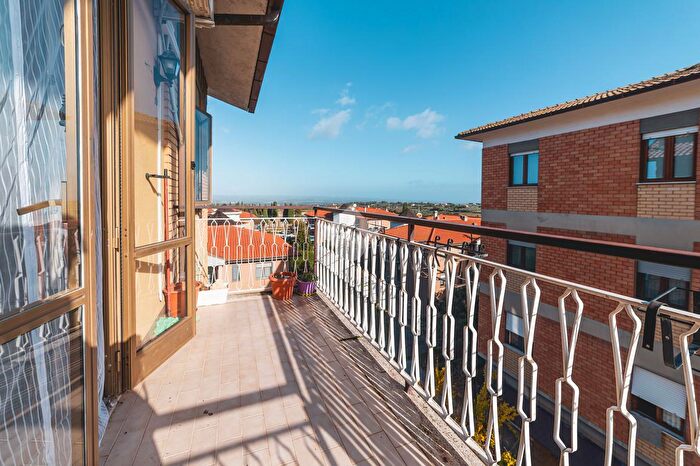 Appartamento trilocale in vendita in Via Gian Lorenzo Bernini, Viterbo