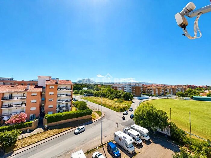 Appartamento con 5 locali in vendita in Via Tagete, Viterbo