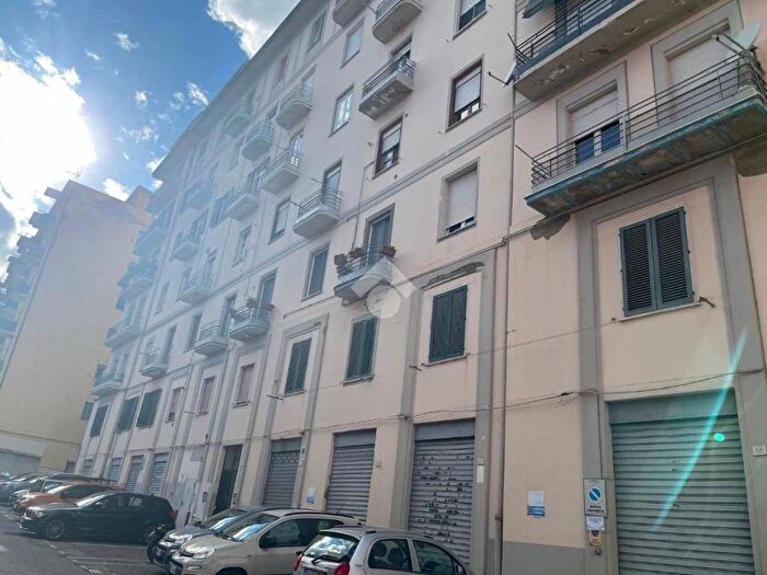 Appartamento trilocale in affitto in Via Manhes, Centro, Potenza