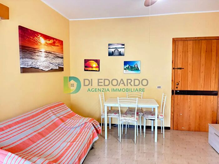 Appartamento quadrilocale in vendita in Via Baracca, Martinsicuro