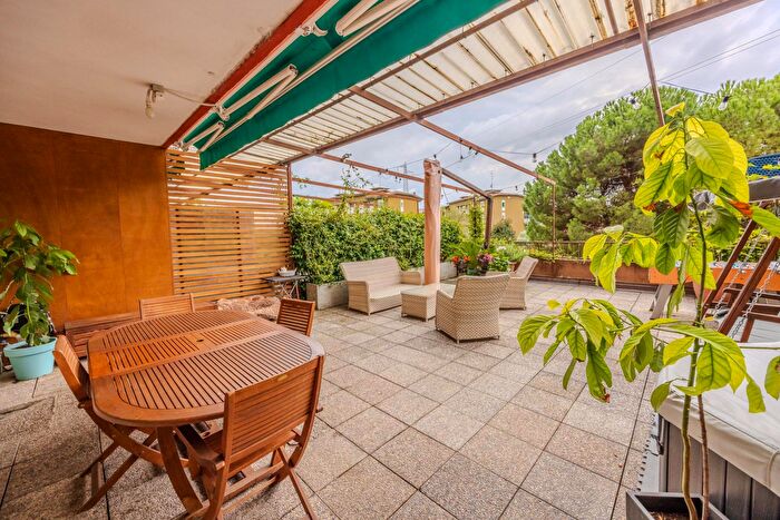 Appartamento quadrilocale in vendita in Garbagnate Milanese