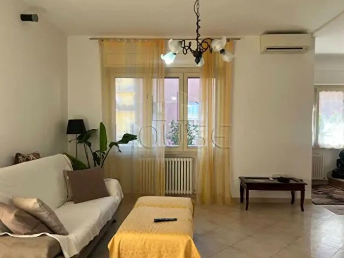 Casa con 5 locali in vendita in Via Unità d'Italia, Umbertide