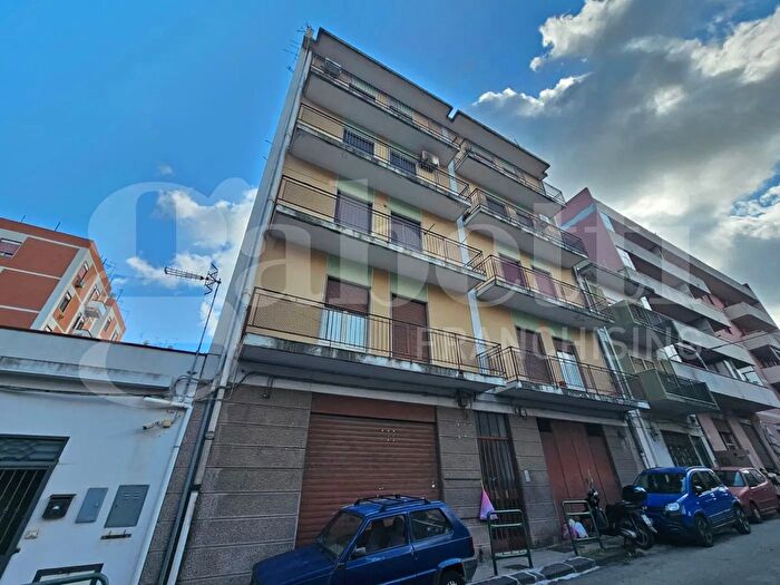 Appartamento trilocale in vendita in Via Palermo, Messina