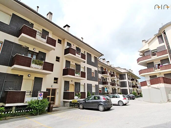 Appartamento con 5 locali in vendita in Via Alfredo Balena, Ascoli Piceno
