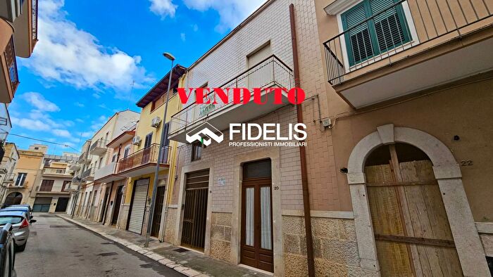 Casa quadrilocale in vendita in Via Cesare Beccaria, Andria