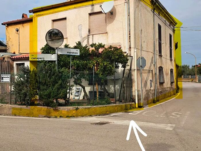 Casa con 6 locali in vendita in Via Canaparo, Fossacesia