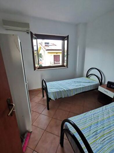 Appartamento trilocale in affitto in Via P Tropea, Soverato