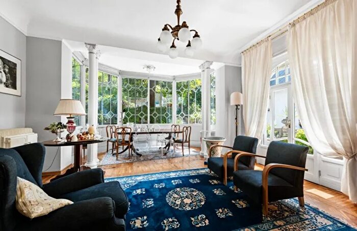 Casa con 9 locali in vendita in Via Regina Moltrasio Cernobbio Fronte Lago, Cernobbio