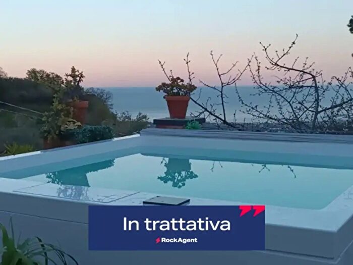 Casa quadrilocale in vendita in Via Pedata SantAgata, Mascali