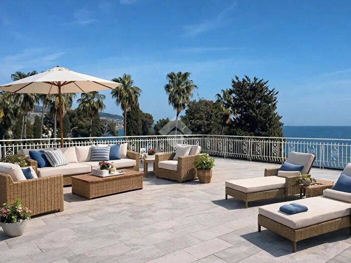 Appartamento quadrilocale in vendita in Via Aurelia, Sanremo