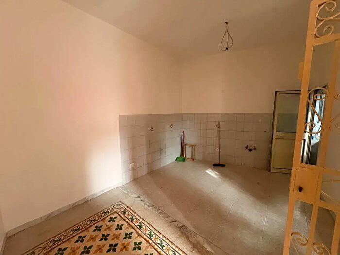 Appartamento monolocale in affitto in Via Curtoli N, Torre Del Greco