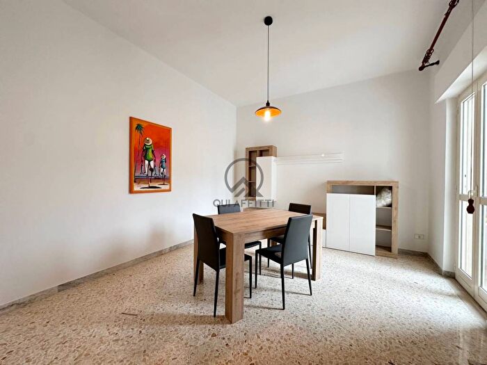 Appartamento trilocale in affitto in Via Bari, Centro, Andria