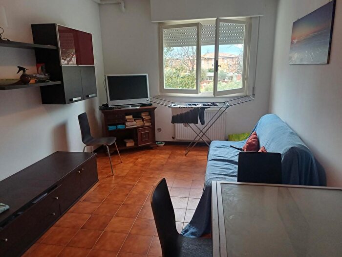 Appartamento trilocale in vendita in Luni