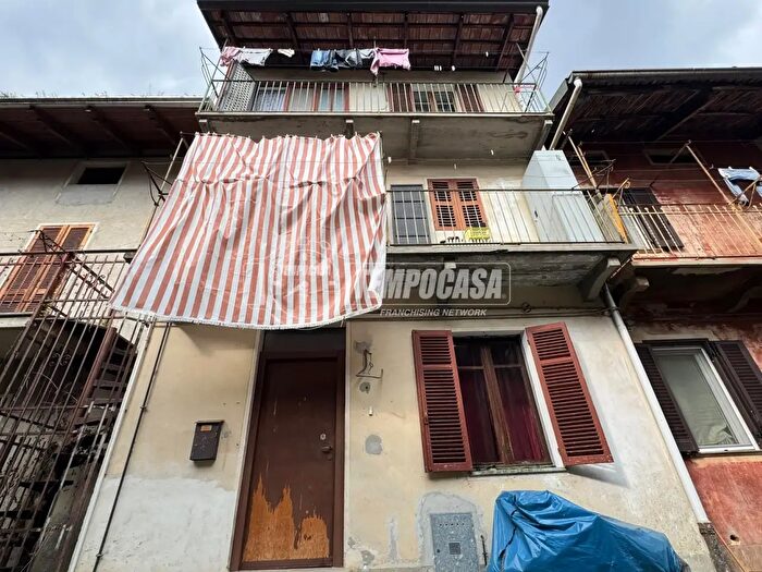 Casa con 5 locali in vendita in Frazione Stupenengo, Valle San Nicolao