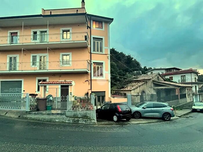 Appartamento quadrilocale in vendita in Corso San Benedetto, Cetraro