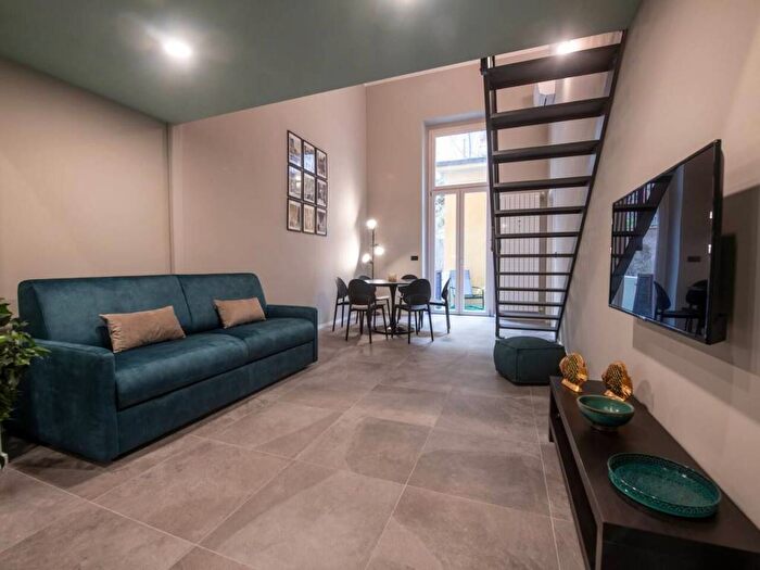 Appartamento trilocale in affitto in Largo della Zecca, Carmine, Genova