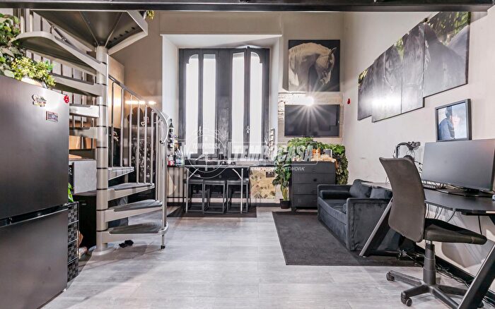 Appartamento bilocale in vendita in Via Ugo Bassi, Milano