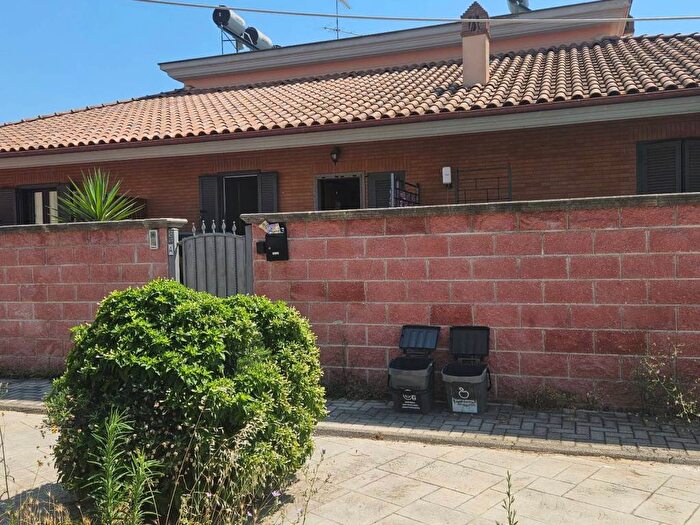 Appartamento bilocale in affitto in Via Santa Chiara, Cava dei Selci, Marino