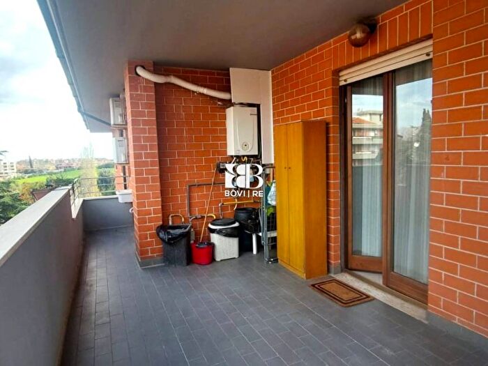 Appartamento trilocale in affitto in Via della Riserva Grande, Casalotti, Roma