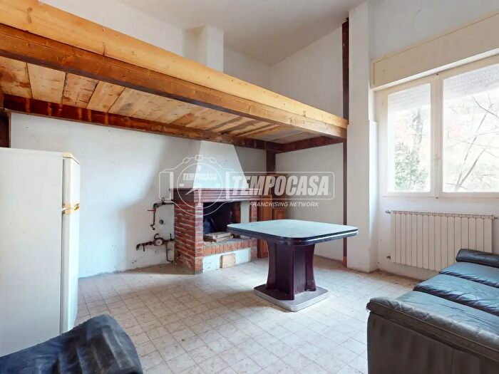 Appartamento bilocale in vendita in Via Fratelli Benassi, Vergato