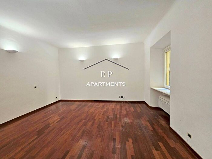 Appartamento trilocale in affitto in Porta Venezia, Milano