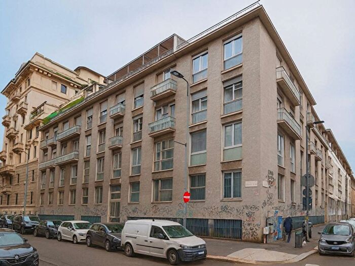 Appartamento bilocale in affitto in Via San Gregorio, Buenos Aires, Milano