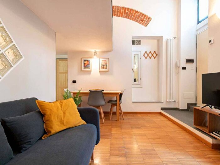 Appartamento bilocale in affitto in Via Pastrengo, Isola, Milano