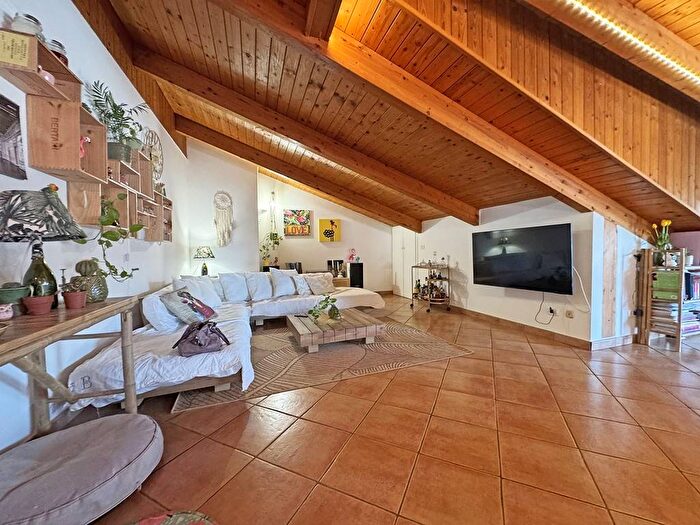 Appartamento trilocale in affitto in Aversa