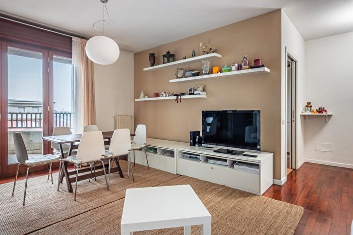 Appartamento trilocale in vendita in Madre Teresa di Calcutta, Vanzago