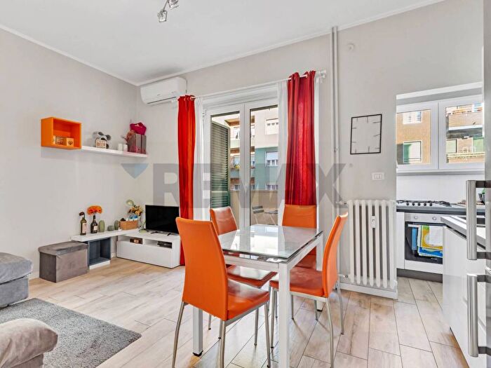 Appartamento bilocale in affitto in Via Illirico, Città Studi, Milano