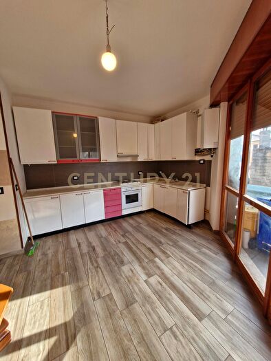 Appartamento con 6 locali in vendita in Via Trento, Cerea