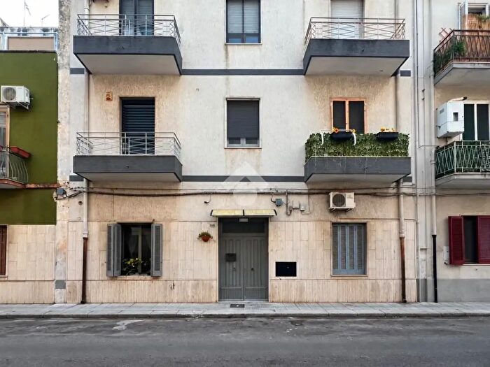Appartamento bilocale in vendita in Via Romolo, Brindisi