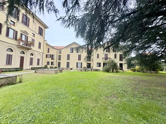 Casa bilocale in affitto in Via Boito, Monza