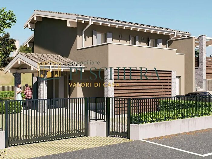 Casa con 5 locali in vendita in Via Oliveto, Castelnuovo Del Garda