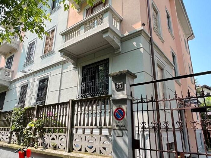 Appartamento bilocale in affitto in Via Carlo Ravizza, De Angeli, Milano