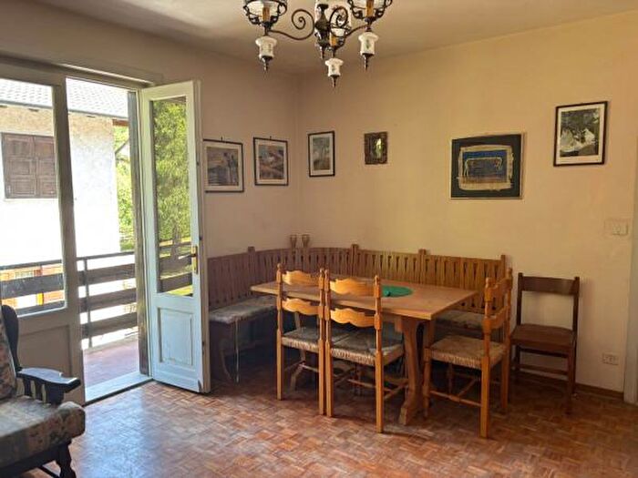 Appartamento con 5 locali in vendita in Via Nuova, Ledro