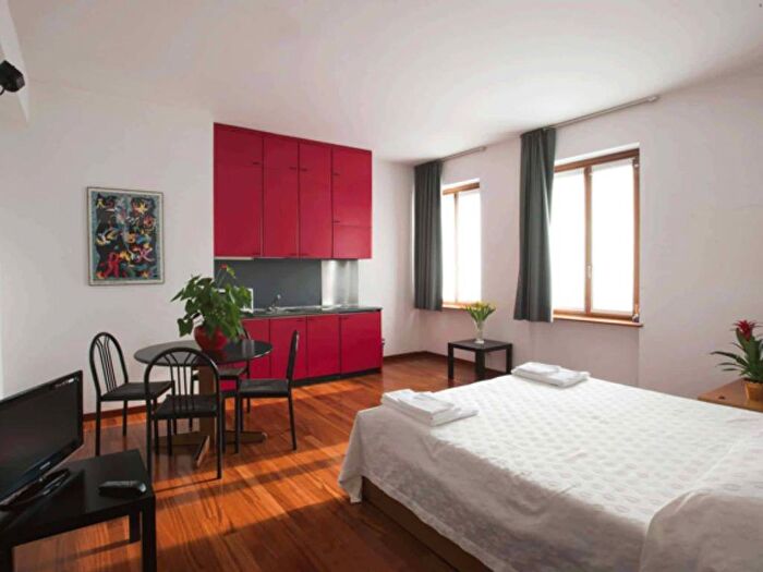 Appartamento in affitto in Via Luigi Porro Lambertenghi, Isola, Milano