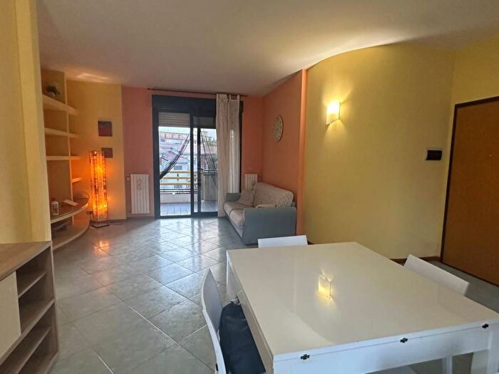 Appartamento trilocale in affitto in Via Ordona Lavello, Immacolata, Foggia
