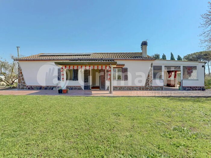 Casa in vendita in Consorzio Lido di Foce Verde, Latina