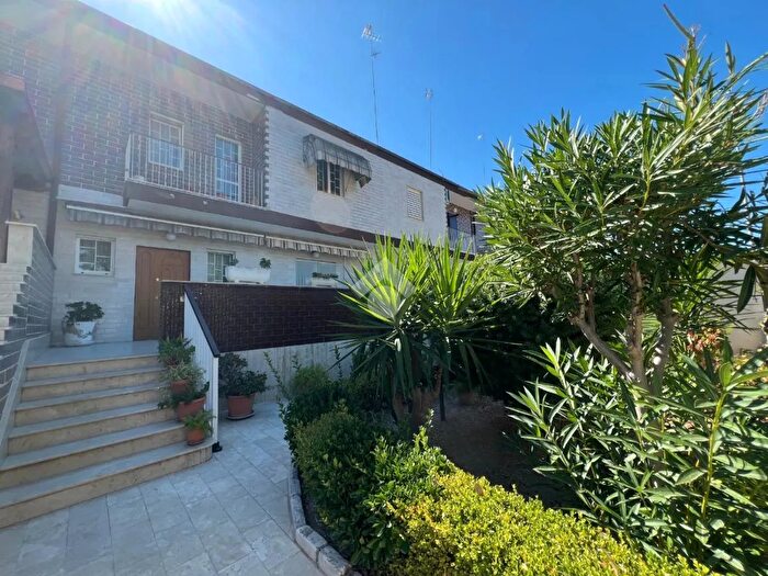 Casa quadrilocale in vendita in Via Giambattista Tiepolo, Barletta