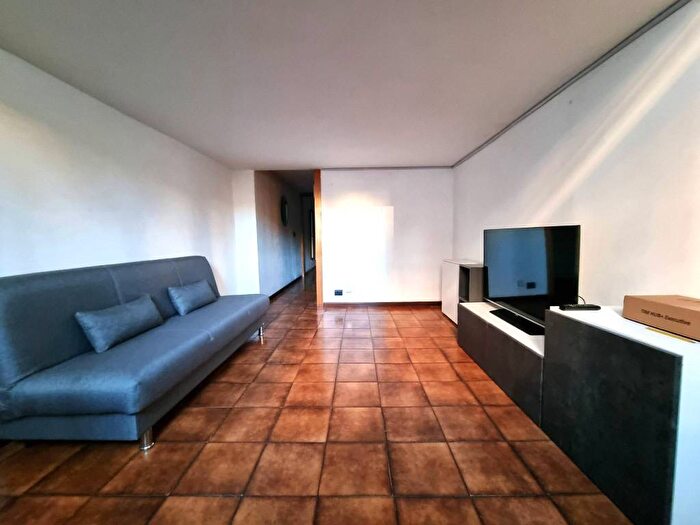 Appartamento trilocale in affitto in Via Pavia, Ascanio Sforza, Milano