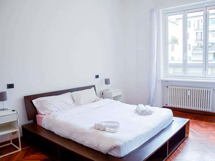 Appartamento bilocale in affitto in Via Giovanni Battista Piranesi, Porta Vittoria, Milano