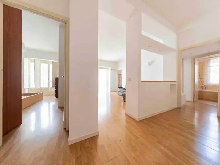 Appartamento trilocale in vendita in Roma