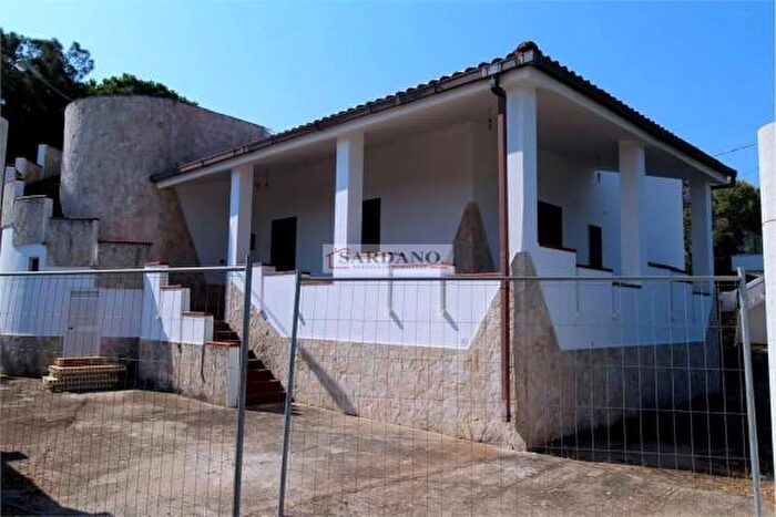 Casa con 6 locali in vendita in Carovigno