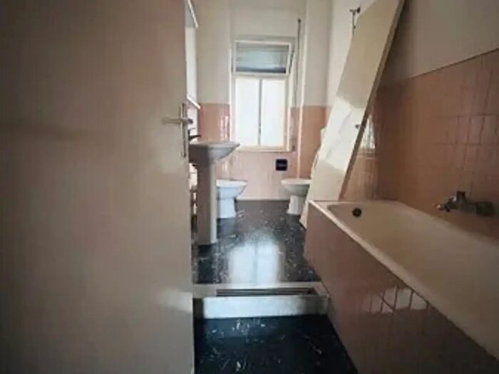 Appartamento con 5 locali in vendita in Corso Sicilia, Acireale
