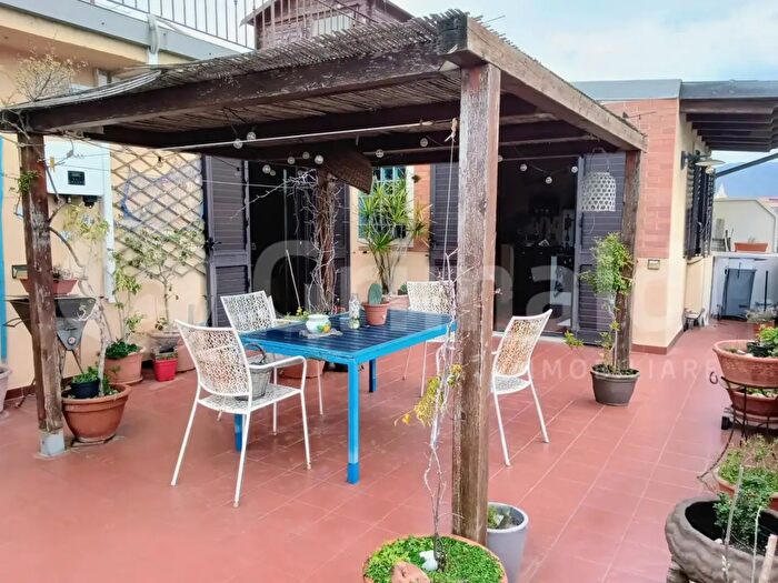 Appartamento quadrilocale in vendita in Via Santa Domenica, Messina