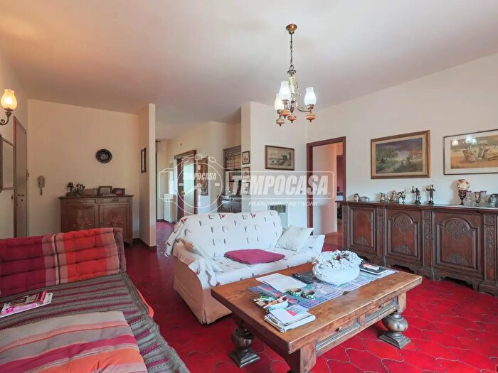 Appartamento con 5 locali in vendita in Forli