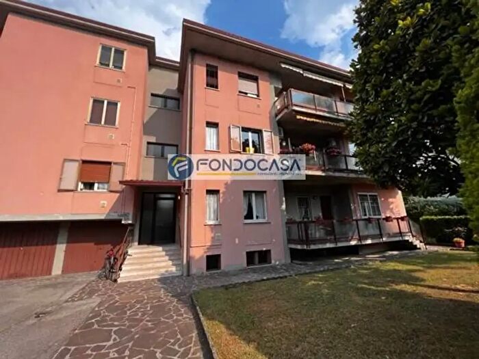 Appartamento bilocale in vendita in Via Mezzocolle d, Desenzano Del Garda