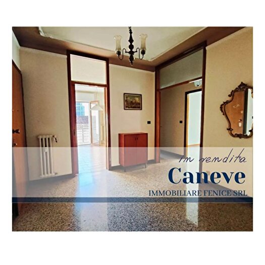 Appartamento con 5 locali in vendita in Via Caneve, Venezia