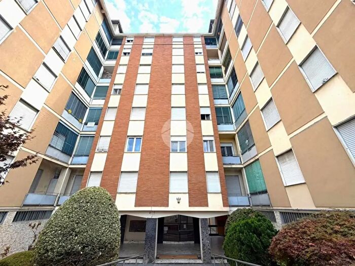Appartamento quadrilocale in vendita in Via Valentino Cerruti, Biella
